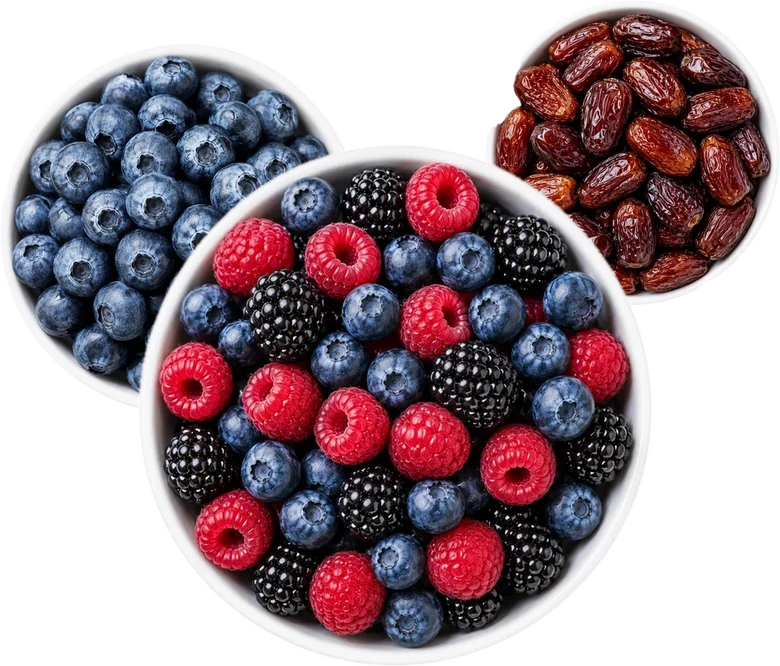 Bowls de arándanos, dátiles y mix de berries juntos