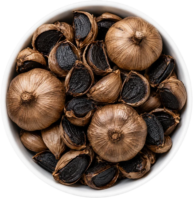 Bowl de ajo negro fermentado